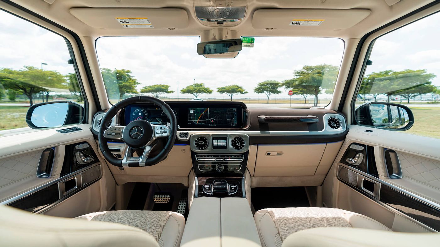Mercedes-Benz AMG G 63 SUV White Int