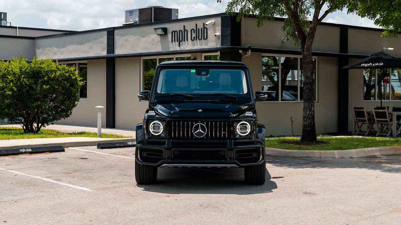 Mercedes-Benz AMG G 63 SUV White Int
