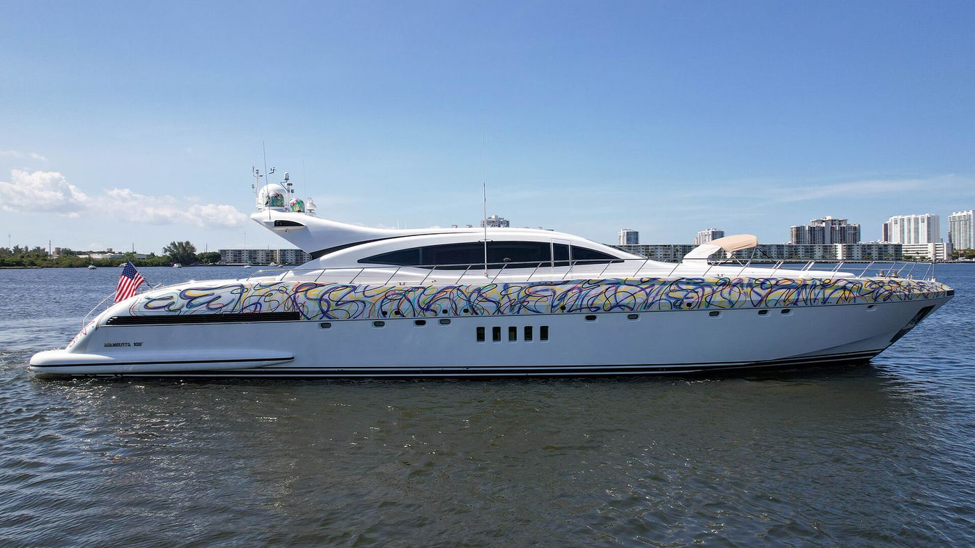 108ft Mangusta