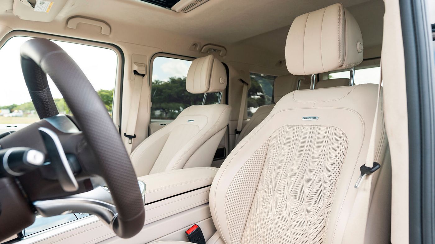 Mercedes-Benz AMG G 63 SUV White Int