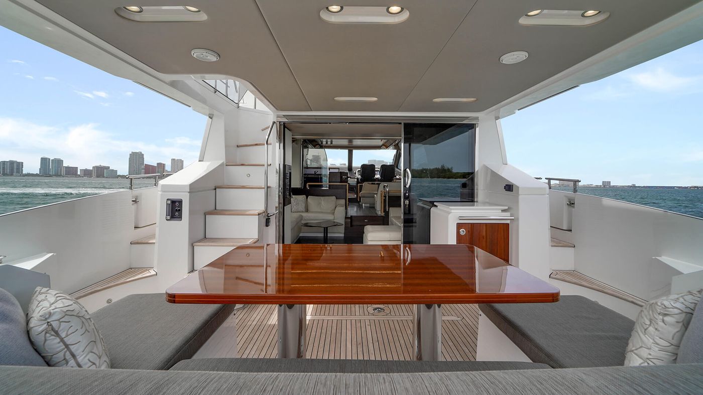 68ft Azimut