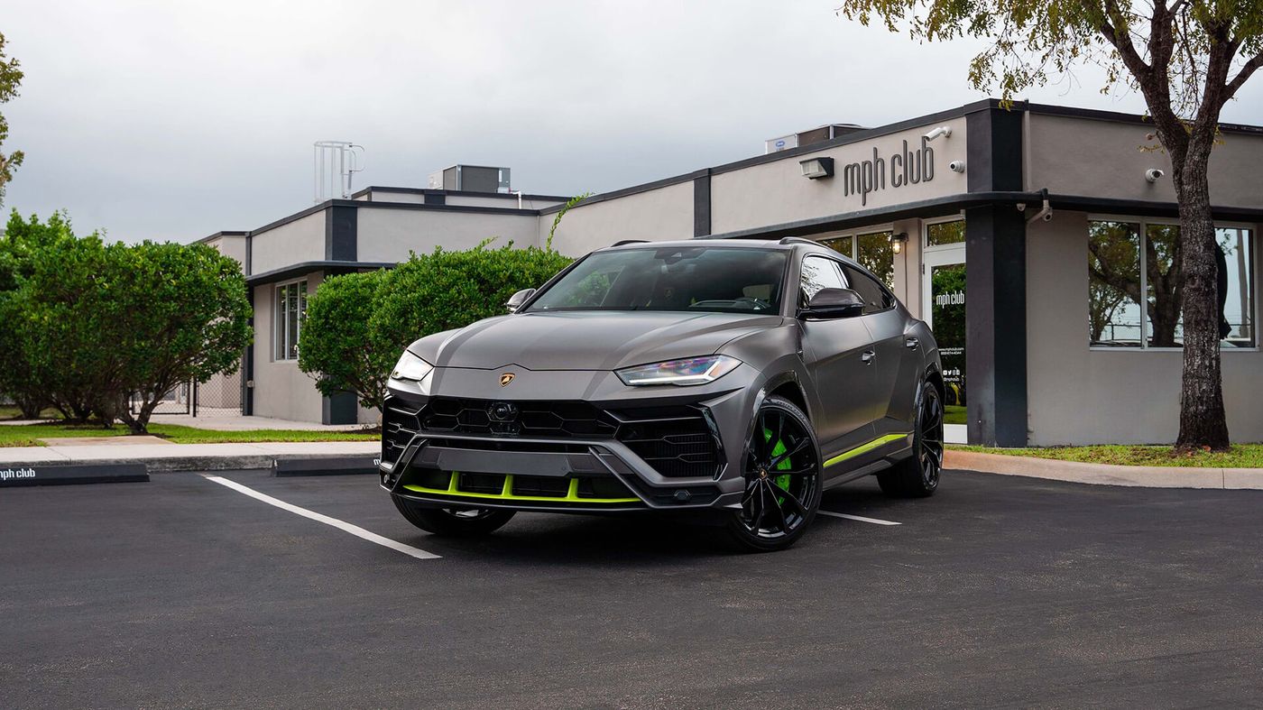 Lamborghini Urus Graphite Capsule
