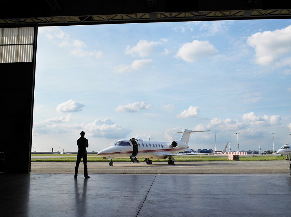 private jet.jpg