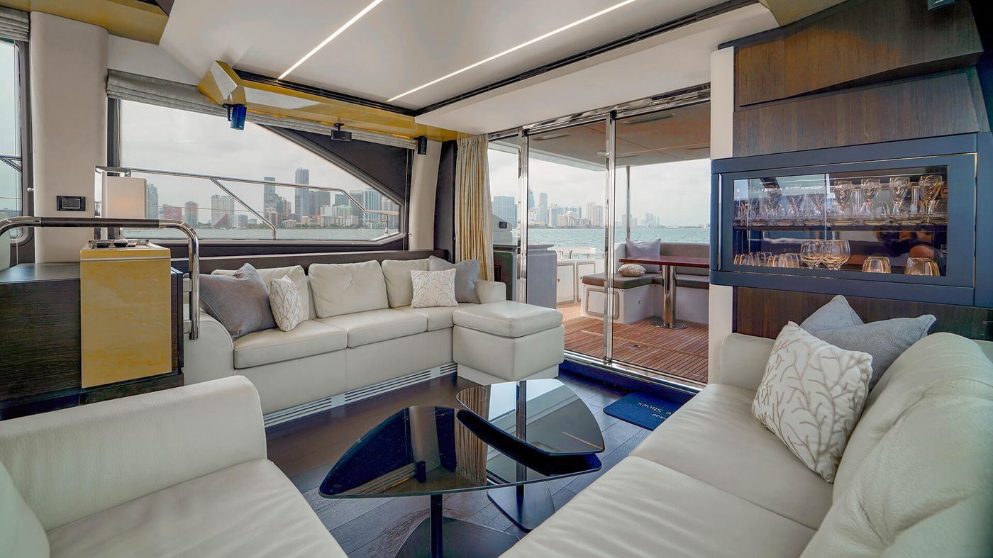 68ft Azimut